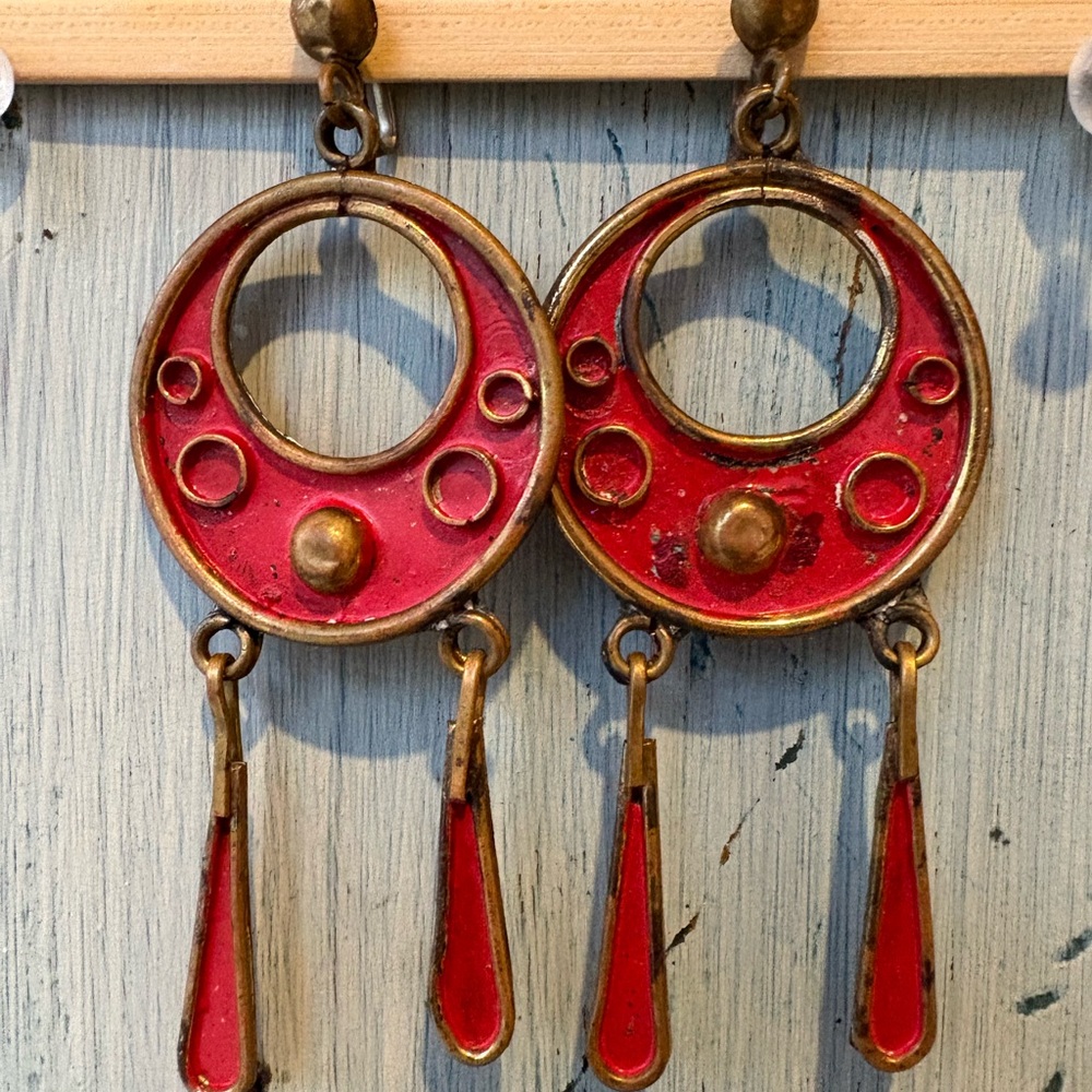 Vintage Mexico, early 1950’s, Red & Gold Dangle Earrings - Picture 11 of 13
